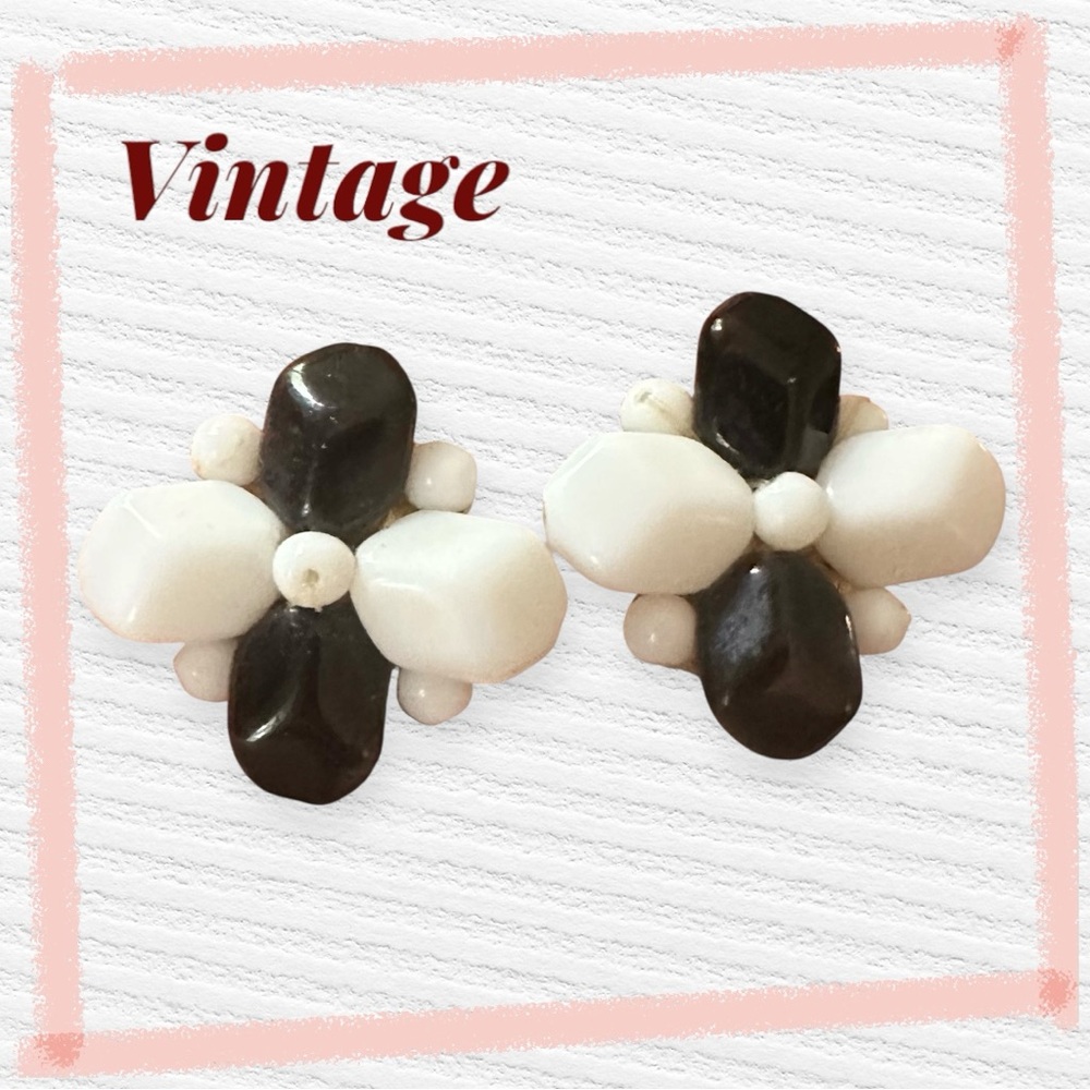 Vintage clip on earrings milk glass beads fashion costume jewelry flower cluster